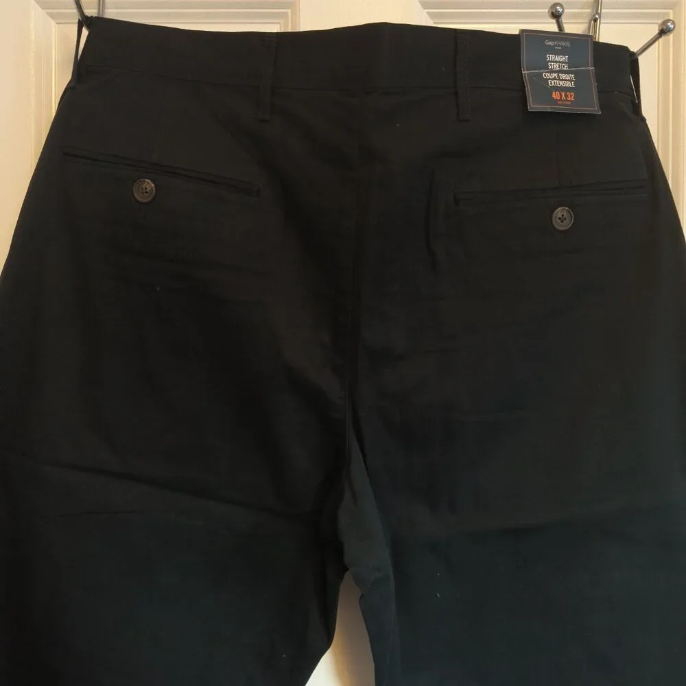 New Gap Khakis Straight Stretch MENS 40/32 Pants
